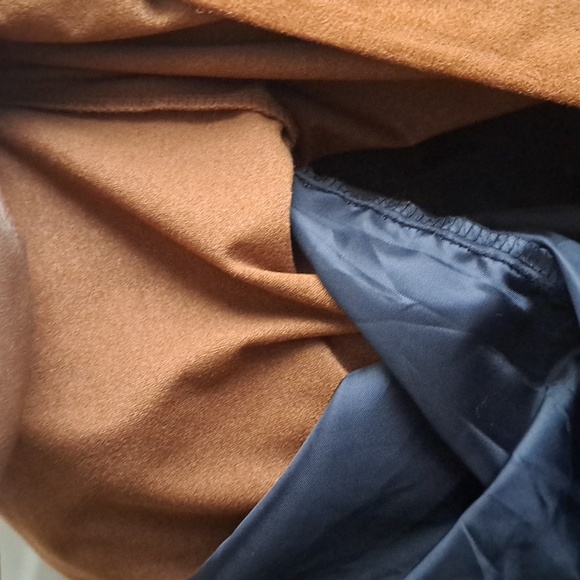 Winter Suede Skirt Set - Picture 9 of 9